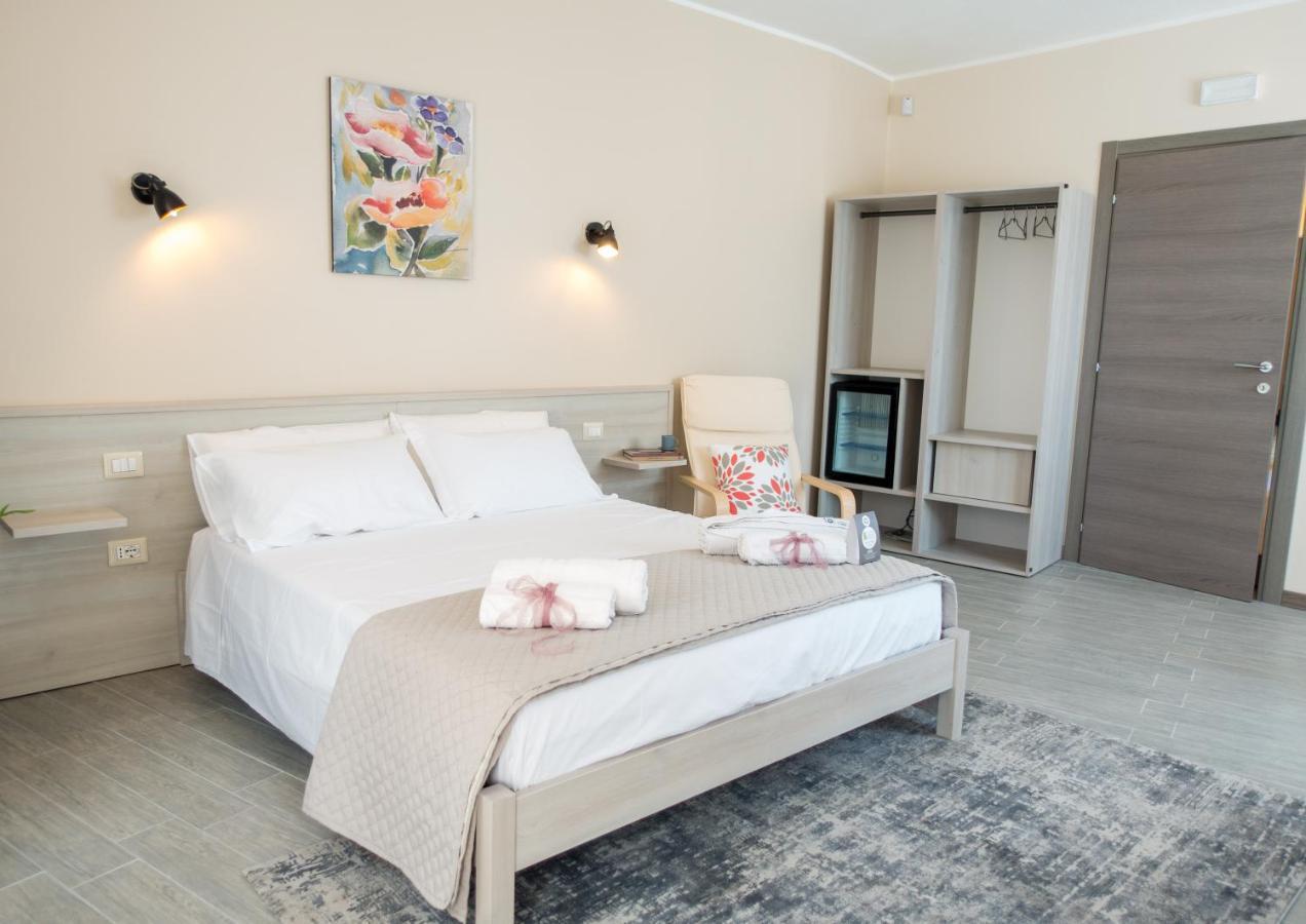 Green Guest House Ористано Экстерьер фото