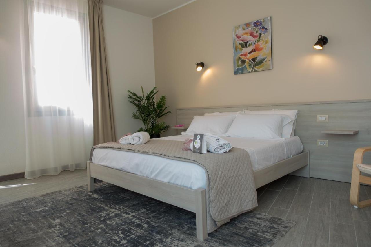 Green Guest House Ористано Экстерьер фото