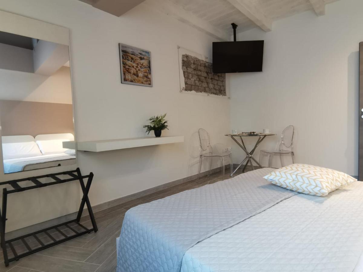 Green Guest House Ористано Экстерьер фото